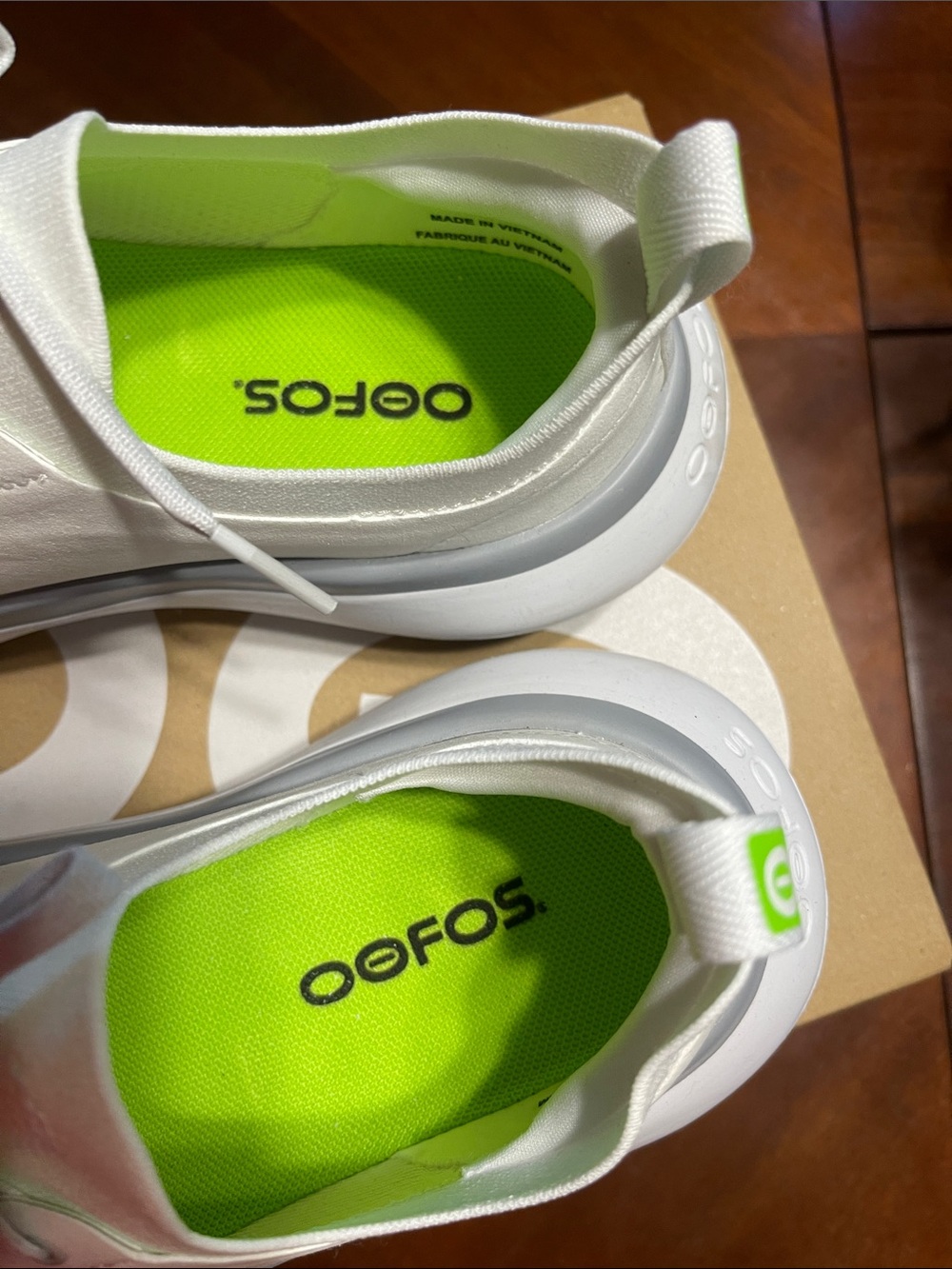OOFOS OOmy stride - Picture 3 of 5